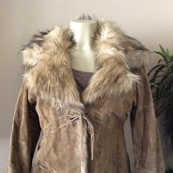 Genuine Leather size M coat - Picture 2 of 9